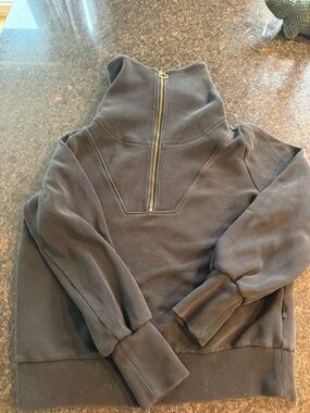 Varley wms med 1/4 zip mock neck Charcoal black